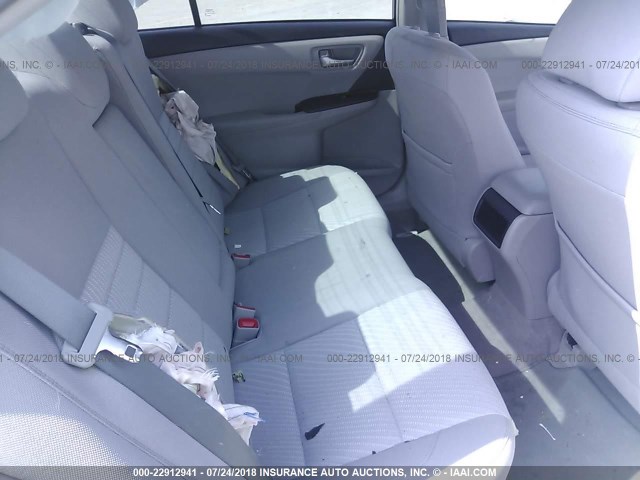 4T1BF1FK8HU703545 - 2017 TOYOTA CAMRY LE/XLE/SE/XSE 白色 照片 8