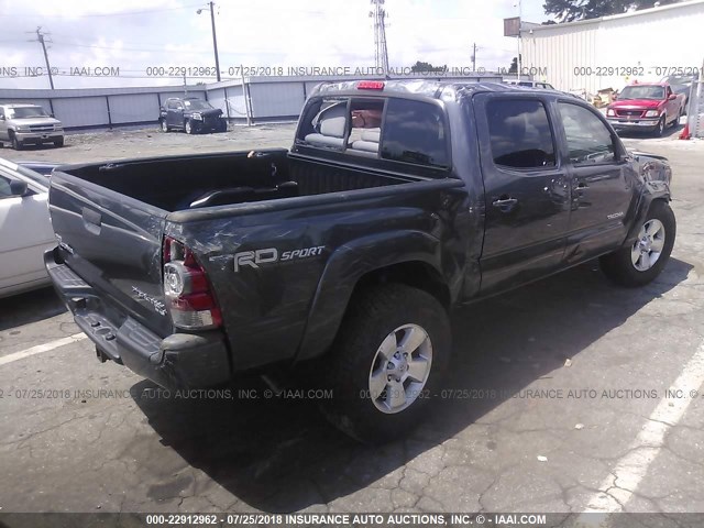 5TFJU4GN9EX058902 - 2014 TOYOTA TACOMA DOUBLE CAB PRERUNNER GRAY photo 4
