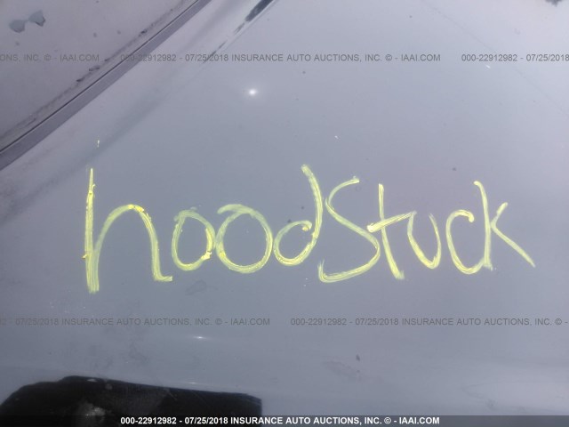 4T1BE32KX5U408267 - 2005 TOYOTA CAMRY LE/XLE/SE Qara foto 10