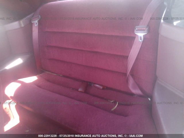 1C3XU4535NF186916 - 1992 CHRYSLER LEBARON 白色 照片 8