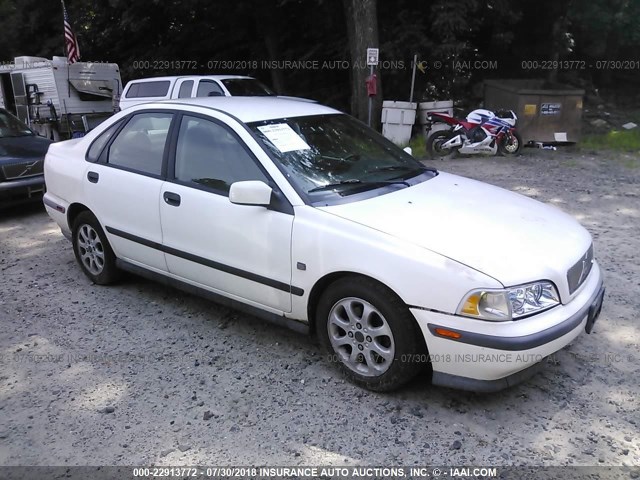 YV1VS255XYF538143 - 2000 VOLVO S40 WHITE photo 1