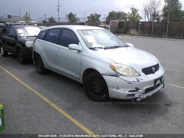 2T1KR32E74C244586 - 2004 TOYOTA COROLLA MATRIX XR SILVER photo 1