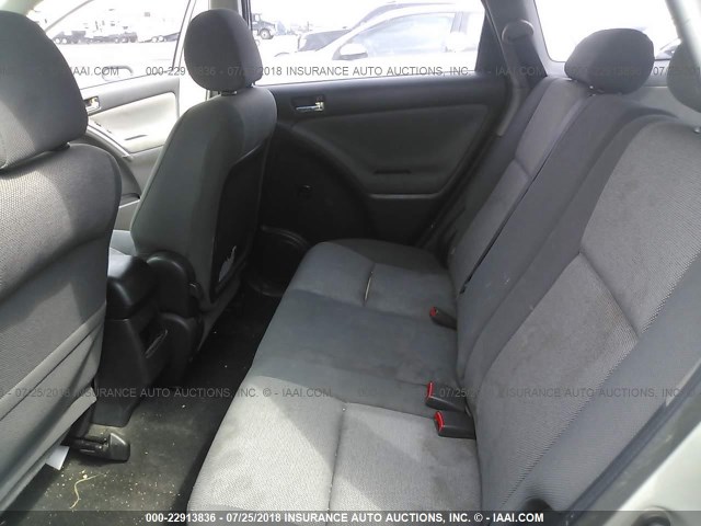 2T1KR32E74C244586 - 2004 TOYOTA COROLLA MATRIX XR SILVER photo 8