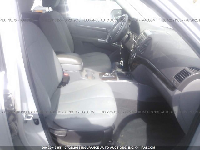 5XYZGDAB6CG104128 - 2012 HYUNDAI SANTA FE GLS SILVER photo 5