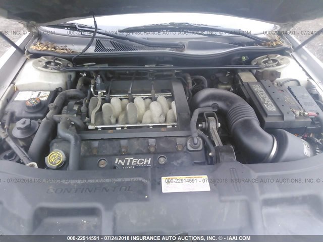 1LNHM97V2XY644085 - 1999 LINCOLN CONTINENTAL  Srebrny zdjęcie 10