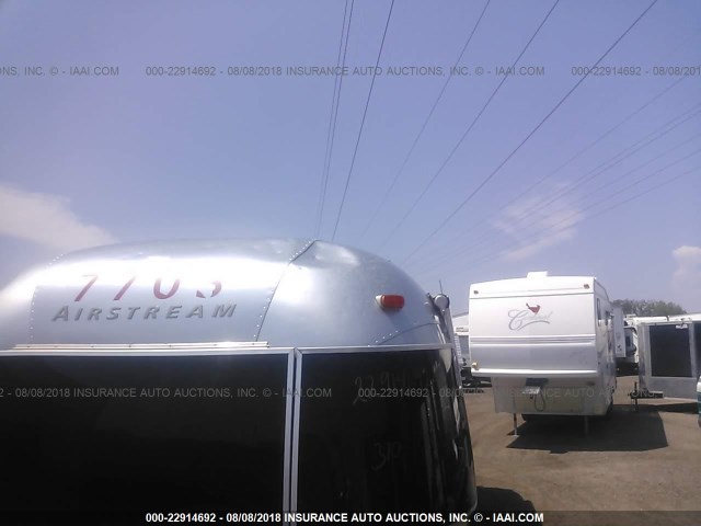 1STGBYJ2X3J514946 - 2003 AIRSTREAM CLASSIC  SILVER photo 6