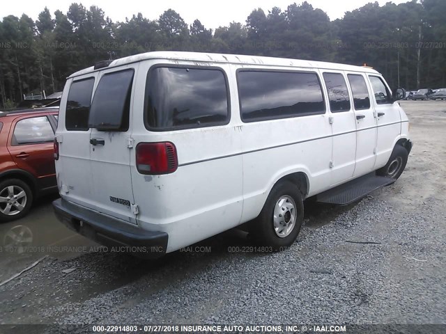 2B7LB31Z02K129234 - 2002 DODGE RAM VAN B3500 WHITE photo 4