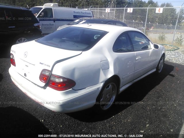 WDBLJ74G12T102014 - 2002 MERCEDES-BENZ CLK 55 AMG WHITE photo 4