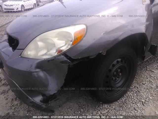 2T1KR32E36C604200 - 2006 TOYOTA COROLLA MATRIX XR GRAY photo 6