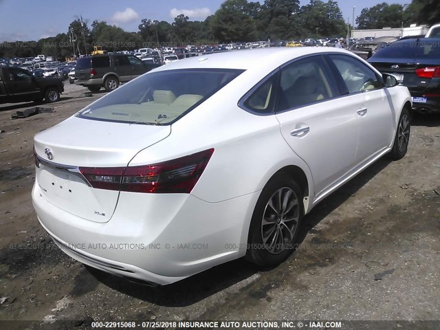 4T1BK1EB8JU273390 - 2018 TOYOTA AVALON XLE PLUS/PREMIUM/TOUR/LTD WHITE photo 4