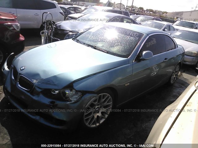 WBAWR33598P151752 - 2008 BMW 328 I SULEV Light Blue photo 2