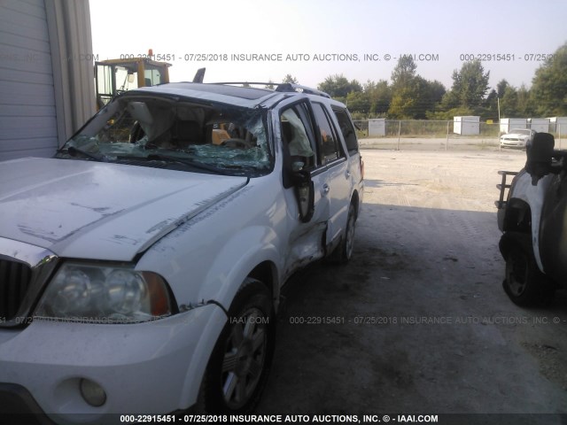 5LMFU27R63LJ05345 - 2003 LINCOLN NAVIGATOR 白色 照片 6