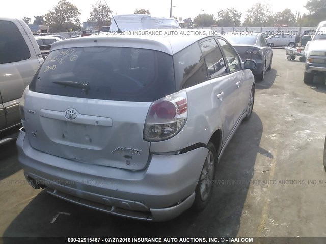 2T1KR30E85C552399 - 2005 TOYOTA COROLLA MATRIX XR SILVER photo 4