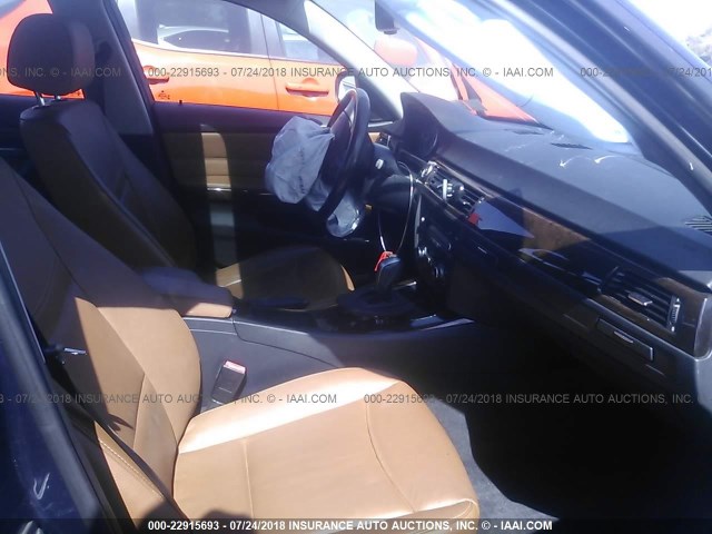 WBAPK5C55BA659909 - 2011 BMW 328 XI SULEV BLUE photo 5