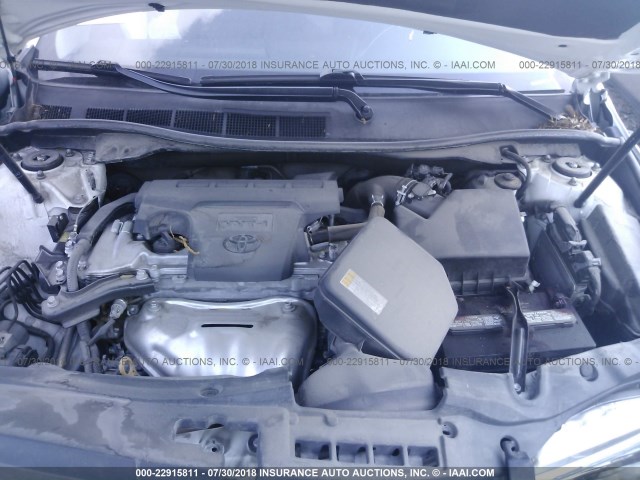 4T1BF1FK1GU187933 - 2016 TOYOTA CAMRY LE/XLE/SE/XSE 白色 照片 10