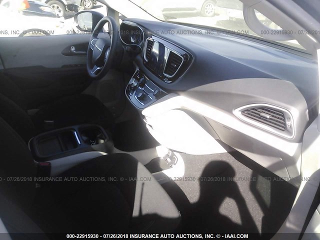 2C4RC1BG9HR803423 - 2017 CHRYSLER PACIFICA TOURING L Մոխրագույն լուսանկար 5