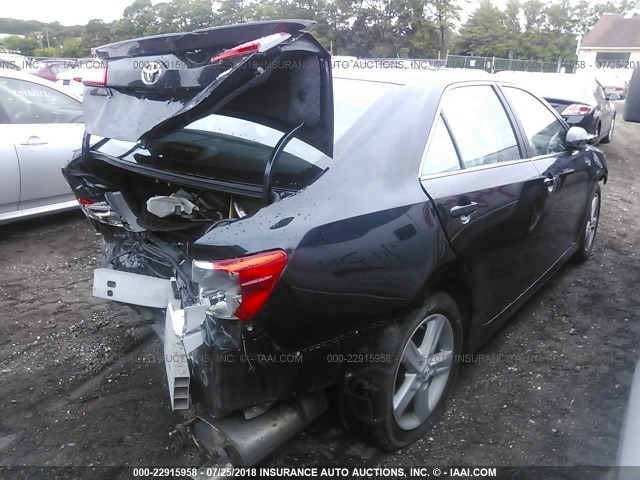 4T1BF1FK0CU083301 - 2012 TOYOTA CAMRY SE/LE/XLE BLUE photo 4