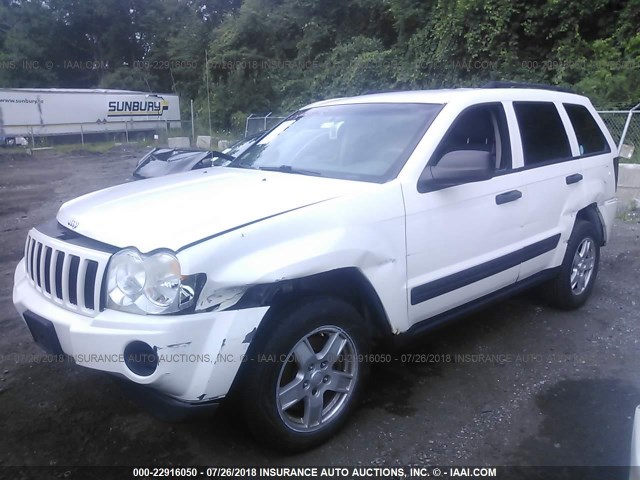 1J4GR48K55C652999 - 2005 JEEP GRAND CHEROKEE LAREDO/COLUMBIA/FREEDOM 白色 照片 2