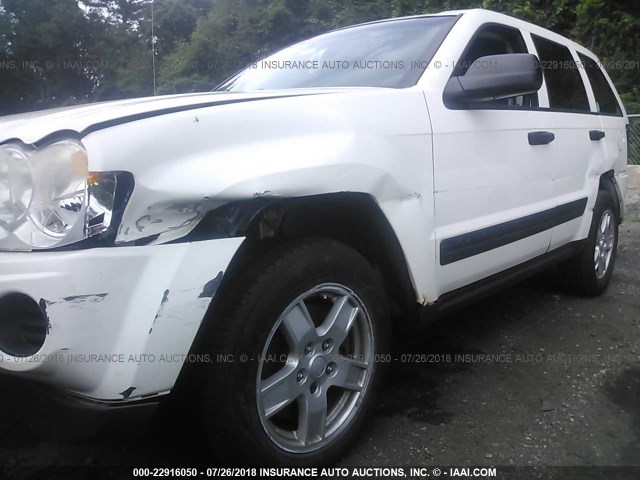 1J4GR48K55C652999 - 2005 JEEP GRAND CHEROKEE LAREDO/COLUMBIA/FREEDOM 白色 照片 6