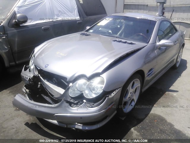 WDBSK75F44F077271 - 2004 MERCEDES-BENZ SL 500 GRAY photo 2