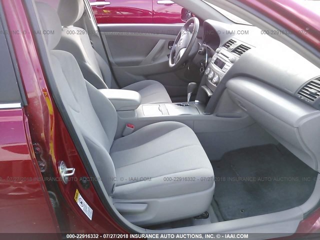 4T4BF3EK1AR059573 - 2010 TOYOTA CAMRY SE/LE/XLE RED photo 5