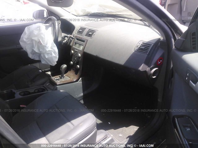 YV1MW390372293860 - 2007 VOLVO V50 2.4I أسود صورة 5