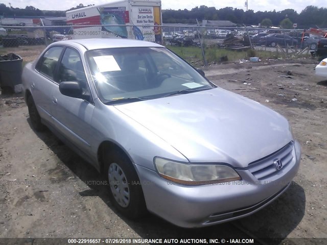 1HGCF86622A002532 - 2002 HONDA ACCORD VALUE SILVER photo 1