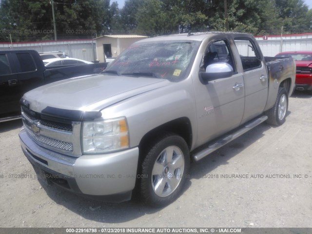 3GCEC23079G210026 - 2009 CHEVROLET SILVERADO C1500 LT GRAY photo 2