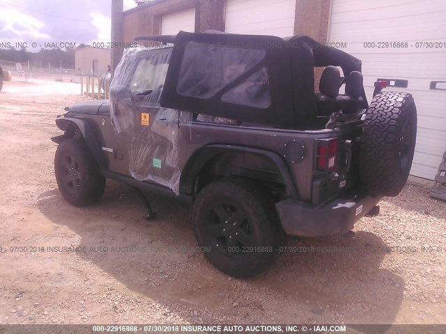 1C4AJWAG2HL618480 - 2017 JEEP WRANGLER SPORT GRAY photo 3