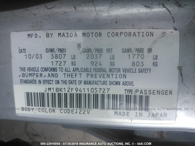 JM1BK12F941105727 - 2004 MAZDA 3 I GRAY photo 9