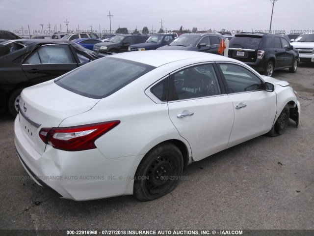 1N4AL3AP0GN367136 - 2016 NISSAN ALTIMA 2.5/S/SV/SL/SR WHITE photo 4