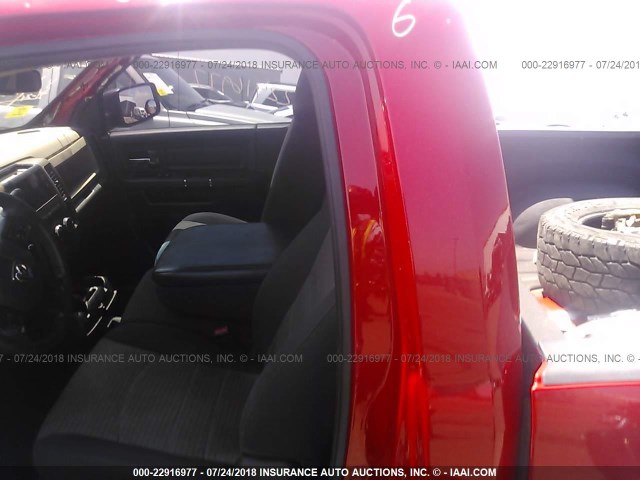 3C6JD7AT8CG115186 - 2012 DODGE RAM 1500 ST RED photo 8