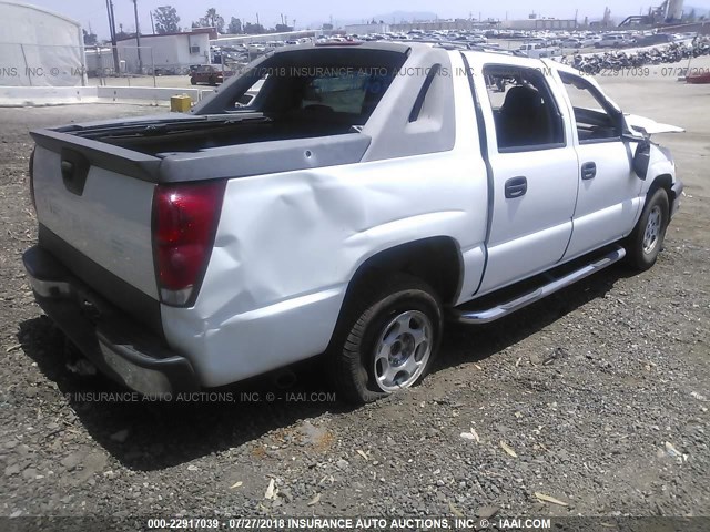 3GNEC12T24G181282 - 2004 CHEVROLET AVALANCHE C1500 WHITE photo 4