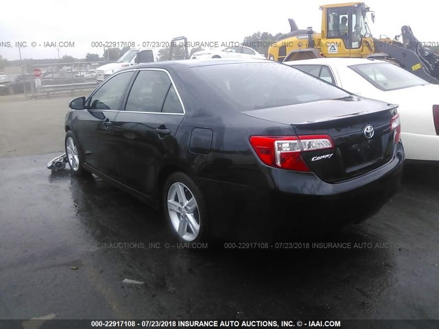 4T1BF1FK3DU263566 - 2013 TOYOTA CAMRY L/SE/LE/XLE 黑色 照片 3