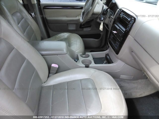 1FMDU75W43ZB24019 - 2003 FORD EXPLORER LIMITED 黑色 照片 5