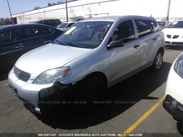 2T1KR32E45C551358 - 2005 TOYOTA COROLLA MATRIX XR SILVER photo 2