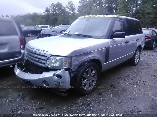 SALME15447A256983 - 2007 LAND ROVER RANGE ROVER HSE SILVER photo 2