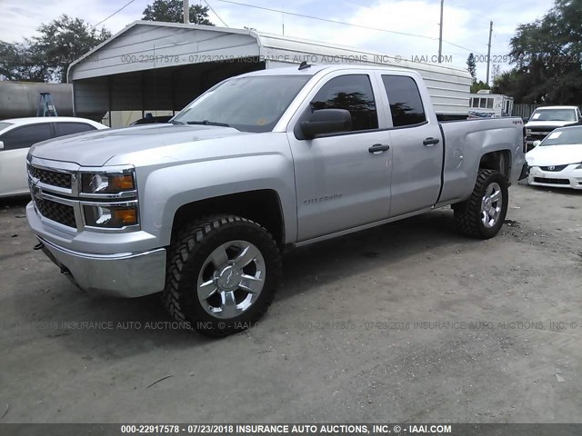 1GCVKPEH9EZ156371 - 2014 CHEVROLET SILVERADO K1500 SILVER photo 2