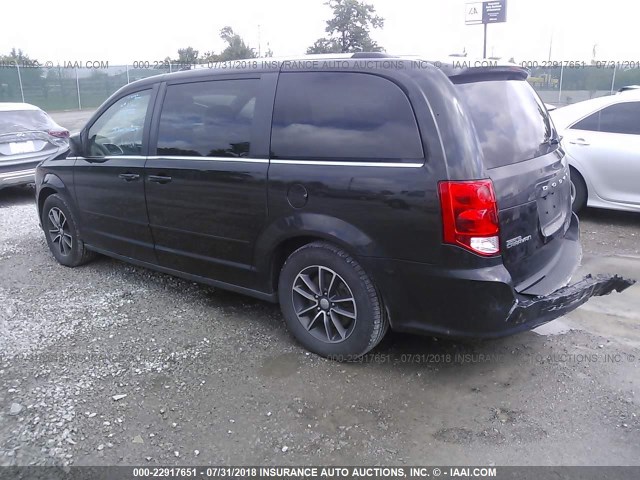 2C4RDGCG7HR624697 - 2017 DODGE GRAND CARAVAN SXT BLACK photo 3