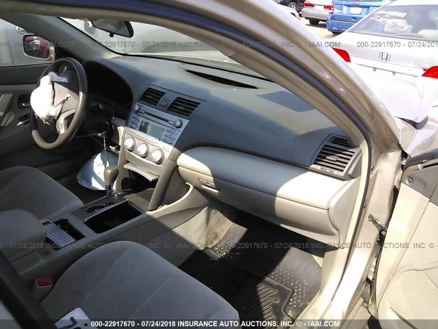4T1BE46K77U130754 - 2007 TOYOTA CAMRY NEW GENERAT CE/LE/XLE/SE GOLD photo 5