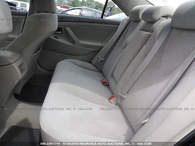 4T1BF3EK6BU672445 - 2011 TOYOTA CAMRY SE/LE/XLE შავი ფოტო 8