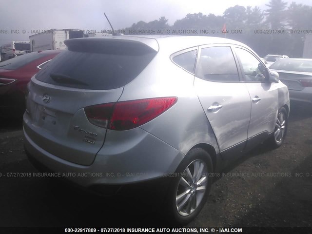 KM8JUCAC1BU155053 - 2011 HYUNDAI TUCSON GLS/LIMITED SILVER photo 4