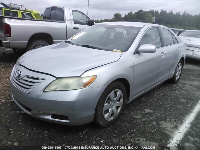 4T1BE46K18U196704 - 2008 TOYOTA CAMRY CE/LE/XLE/SE SILVER photo 2