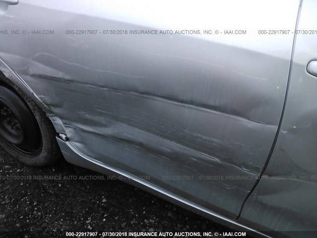 4T1BE46K18U196704 - 2008 TOYOTA CAMRY CE/LE/XLE/SE SILVER photo 6