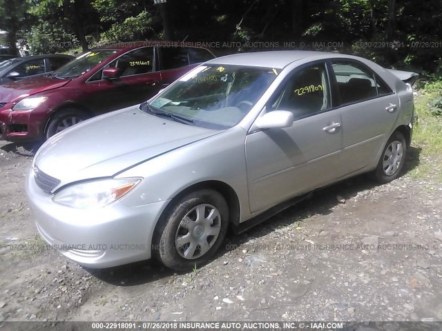 4T1BE32K63U763031 - 2003 TOYOTA CAMRY LE/XLE/SE Gümüş foto 2