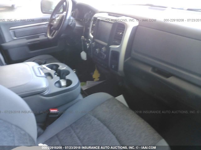 3C6RR7LT1FG584934 - 2015 RAM 1500 SLT RED photo 5