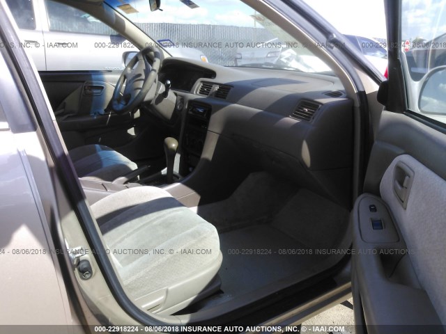 JT2BG22K3Y0511091 - 2000 TOYOTA CAMRY CE/LE/XLE 棕色 照片 5