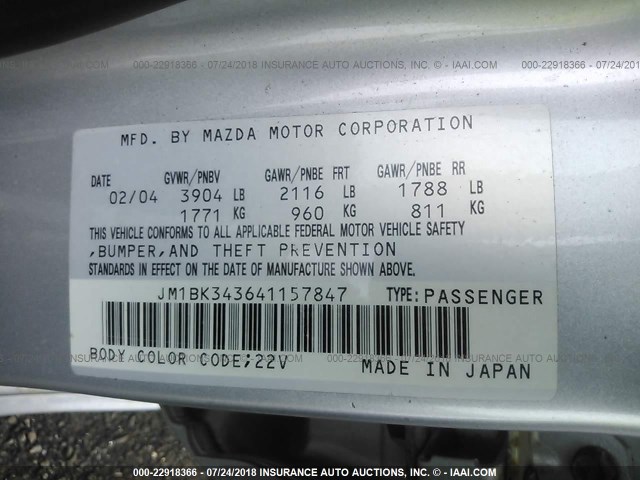 JM1BK343641157847 - 2004 MAZDA 3 HATCHBACK SILVER photo 9