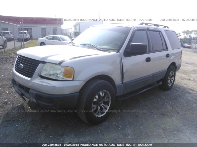 1FMPU13555LA02196 - 2005 FORD EXPEDITION XLS SILVER photo 2