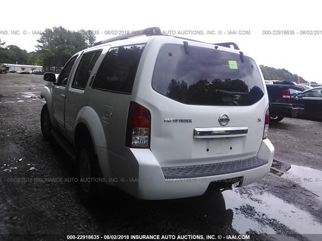 5N1AR18B08C624778 - 2008 NISSAN PATHFINDER S/LE/SE WHITE photo 3